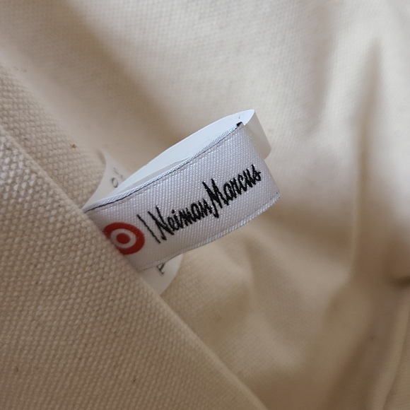 OSCAR DE LA RENTA Ivory & Beige Floral Canvas Tote Bag - Picture 12 of 16